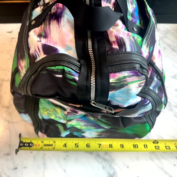 Lululemon Duffle Bag - Picture 13 of 16